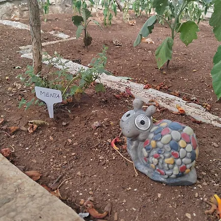 בית נופש Off Grid Robinson House Karmen *